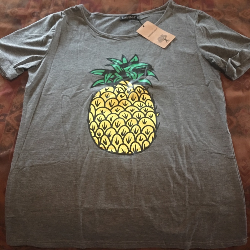 New Women’s XL Cuff Sleeves T shirt